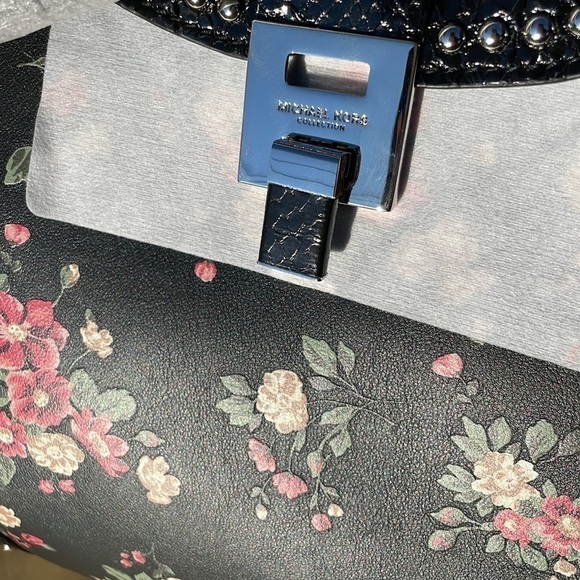 Michael Kors Collection Bancroft Oversized Floral Calf Leather Snakeskin Bag - Picture 11 of 11